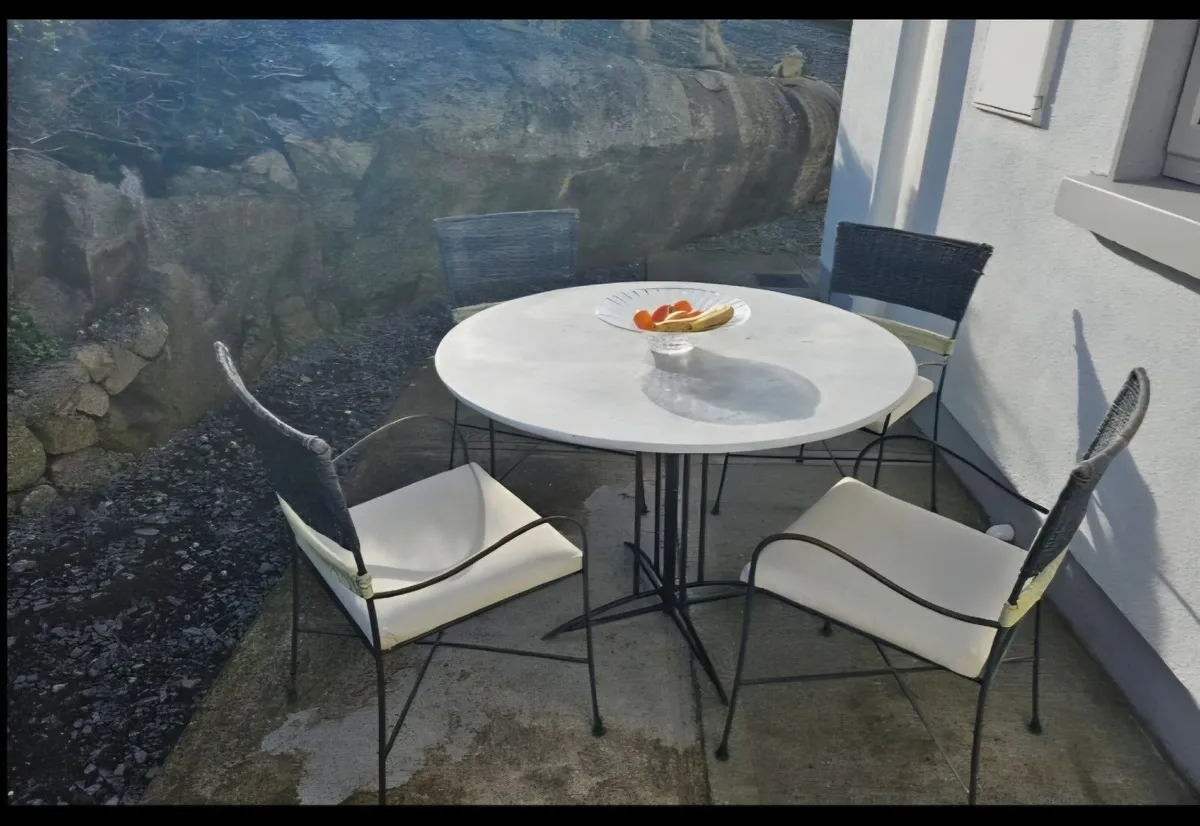 Marble top table + 4 chairs