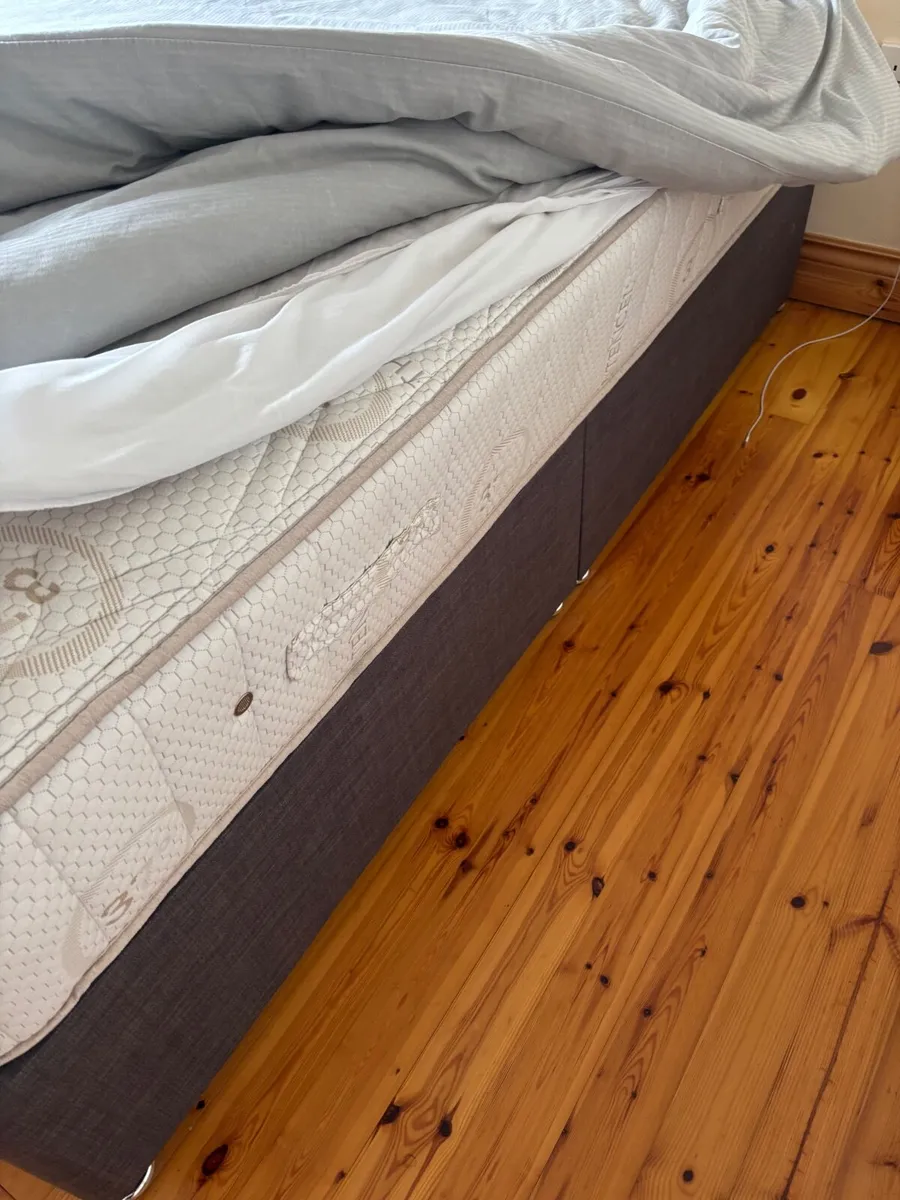 Super king bed - Image 1