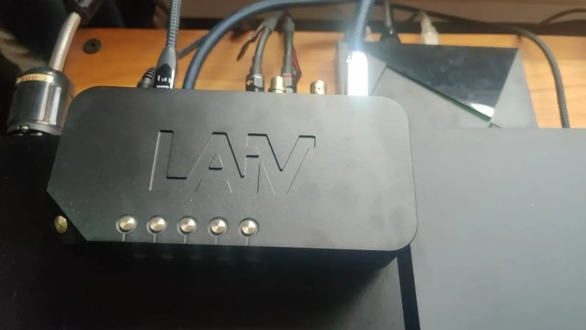 Laiv Audio UDDC re clocker with  linear power supply upgrade - Image 4
