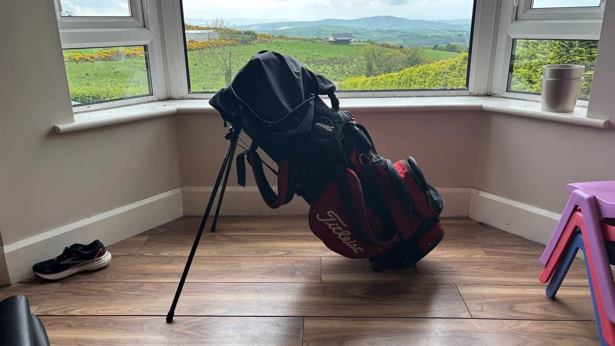 Titliest Golf Bag - Image 2