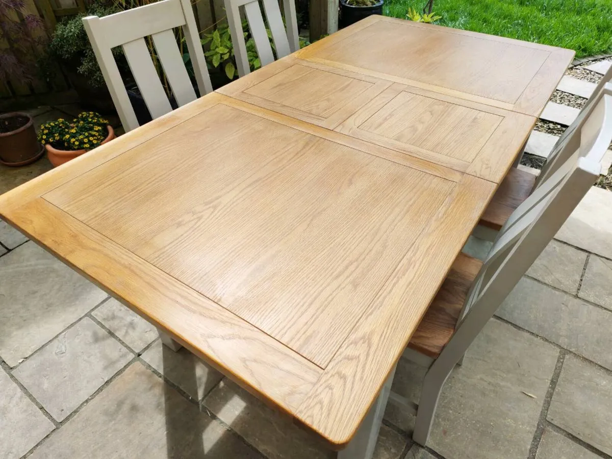 Kitchen dining table - Image 4