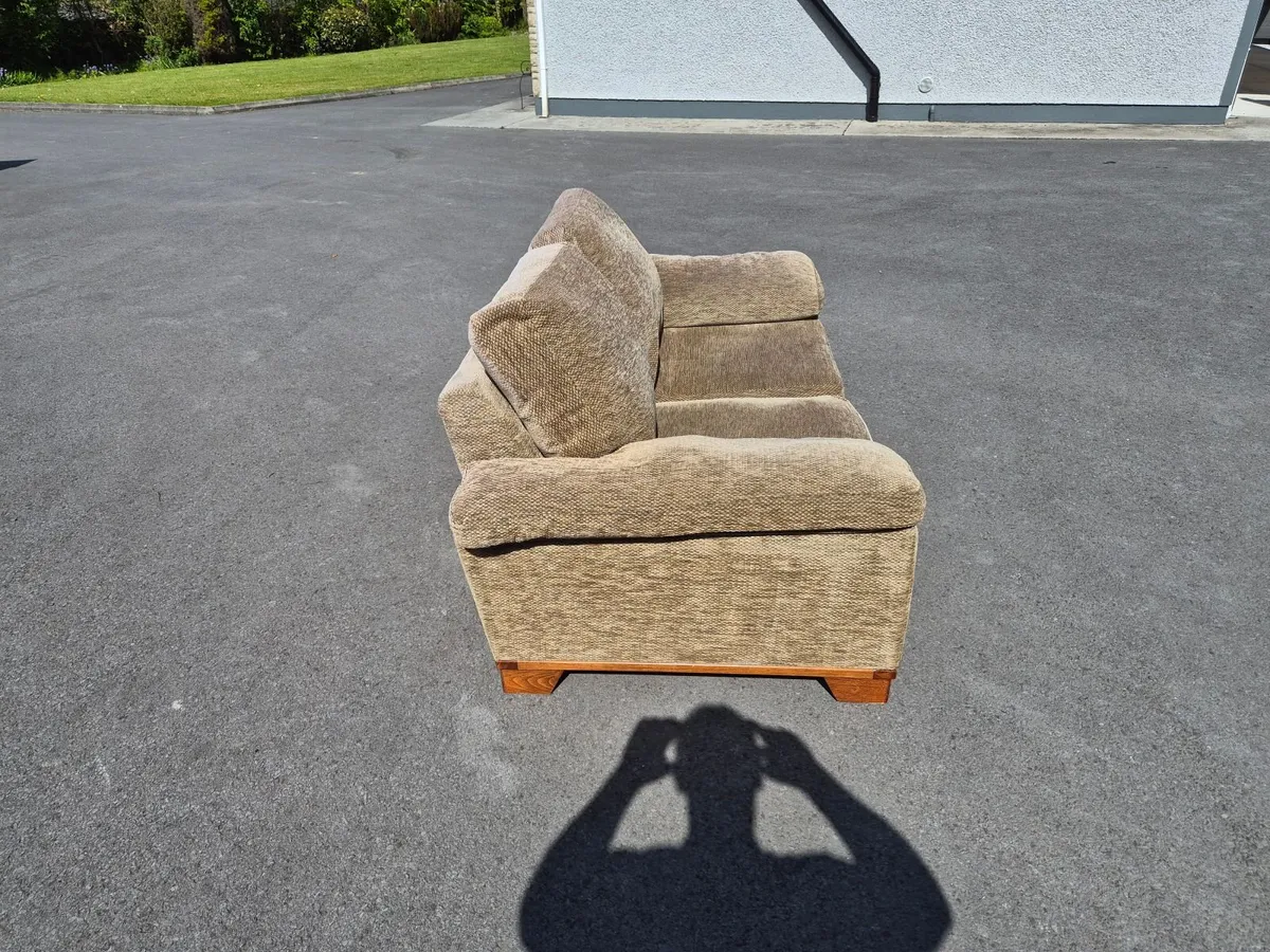 2 seater Sofa - Image 3