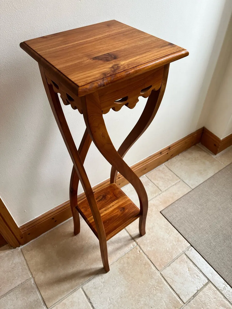 Tall side-table/plant stand - Image 1