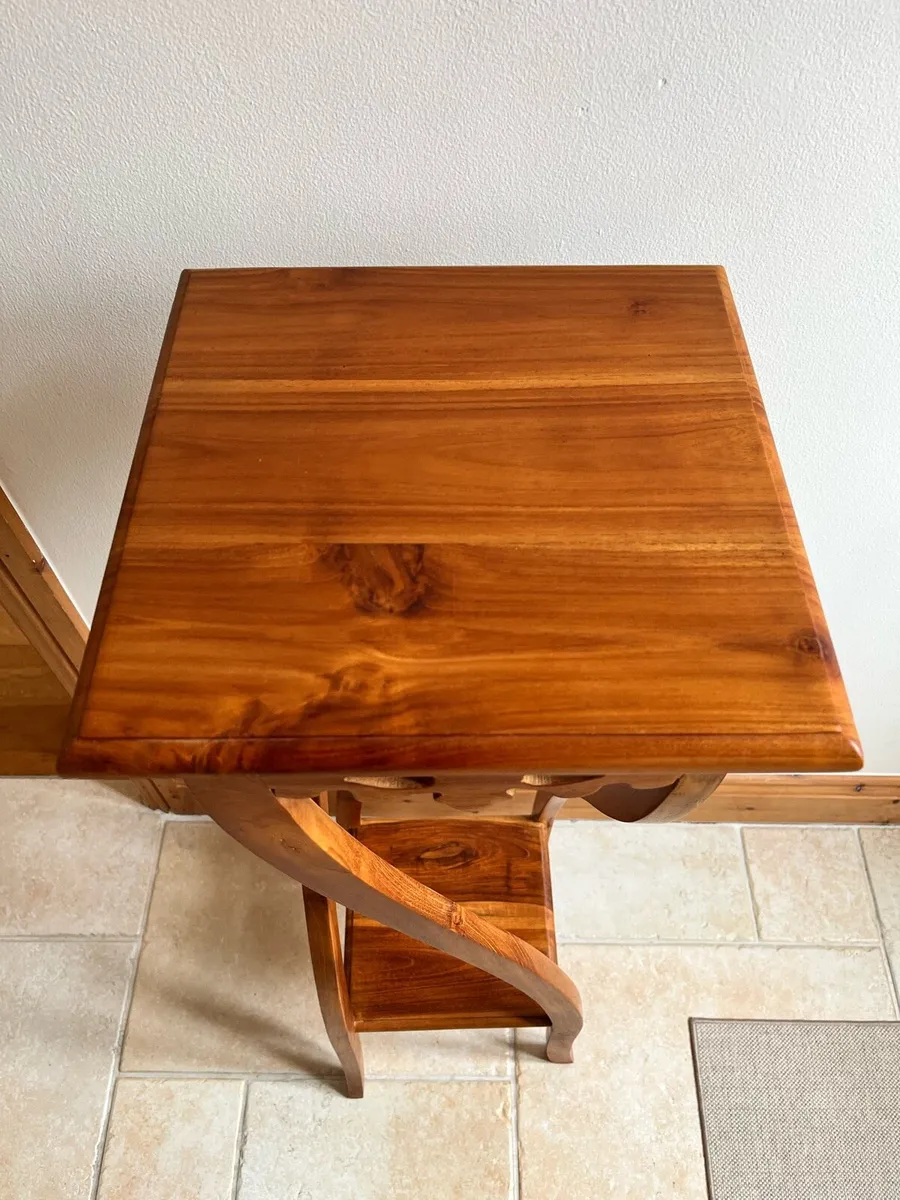 Tall side-table/plant stand - Image 2