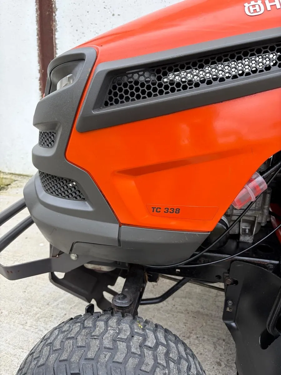RIDE ON LAWNMOWER - Image 3