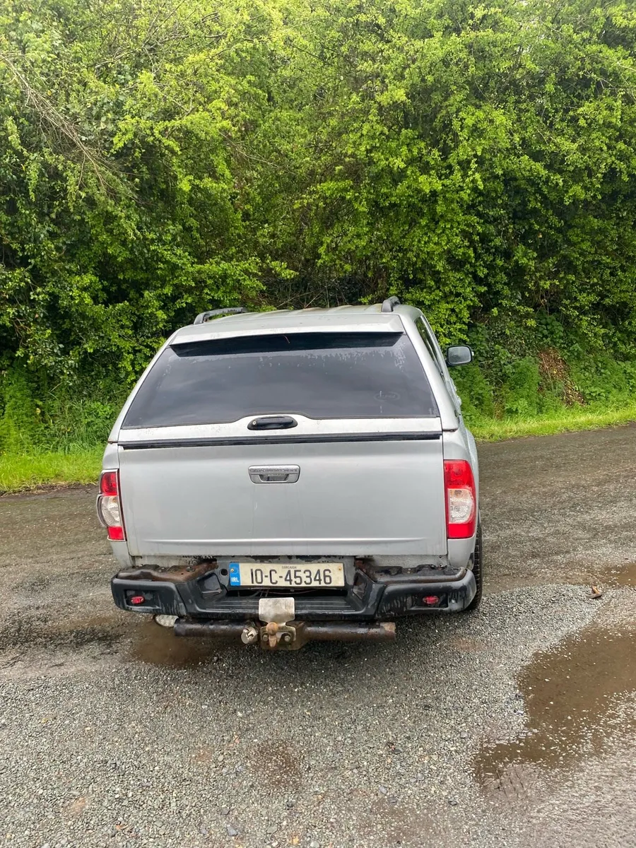 Isuzu Dmax - Image 2