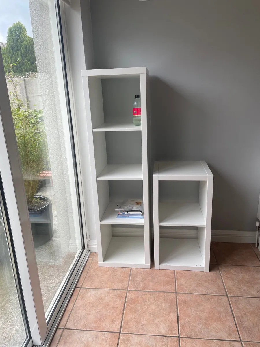 Shelving unit - Image 1