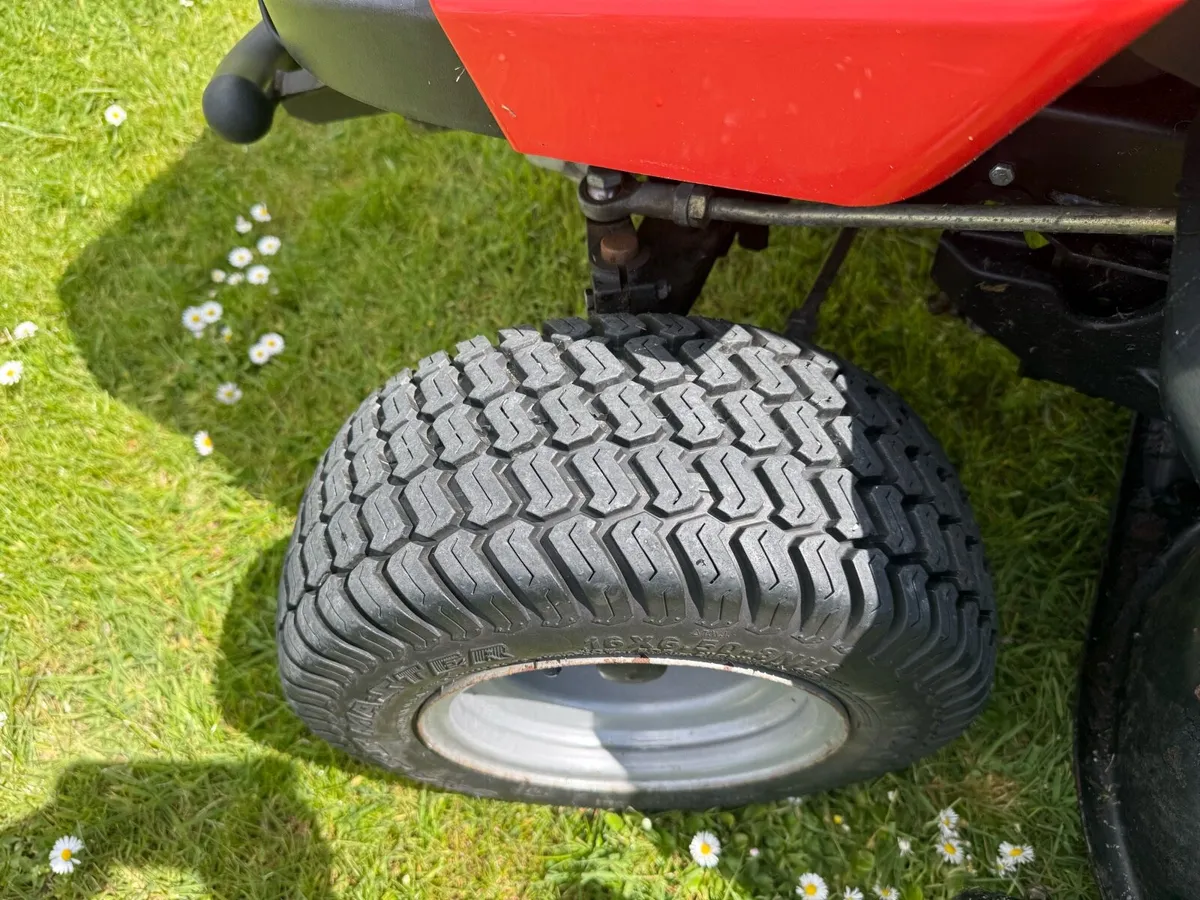 SECO STARJET PETROL RIDE-ON LAWNMOWER - Image 3