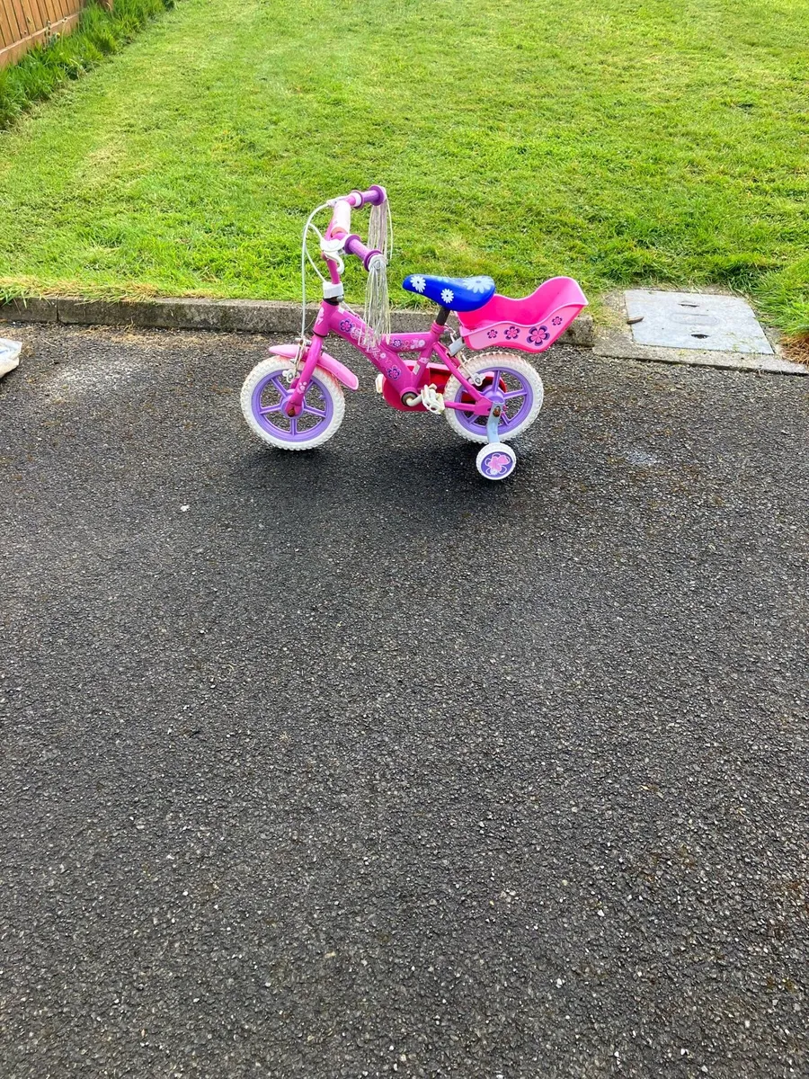 Girls bike - Image 2