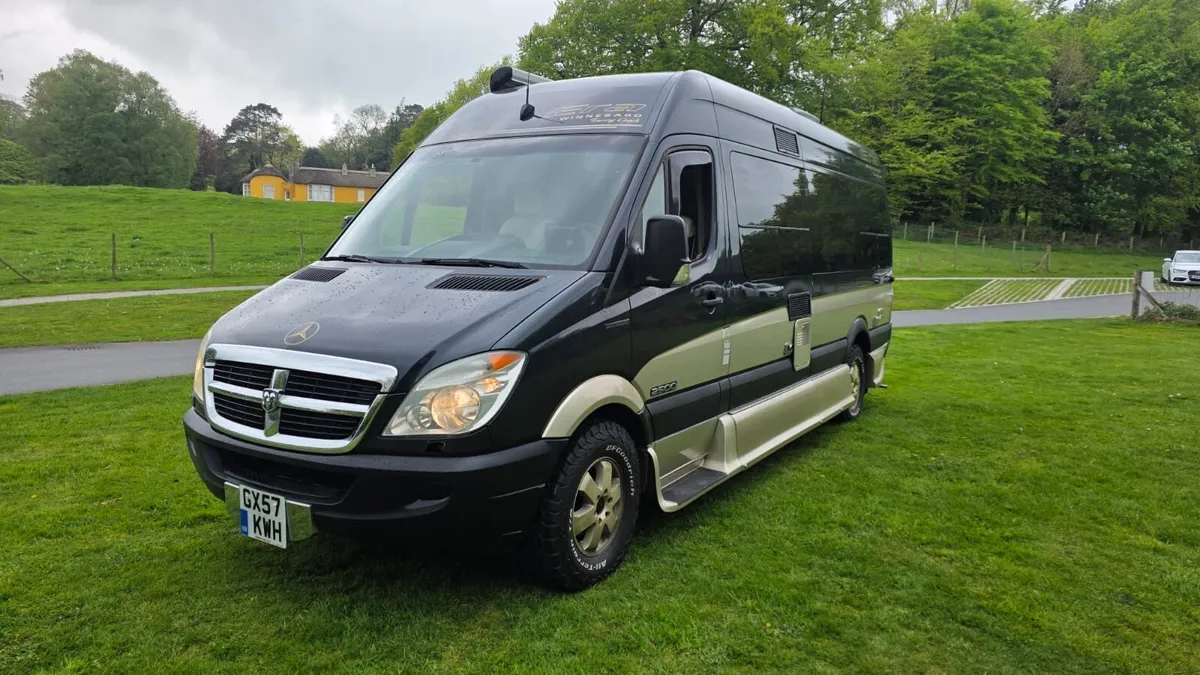 Mercedes-Benz Winnebago camper van - Image 3
