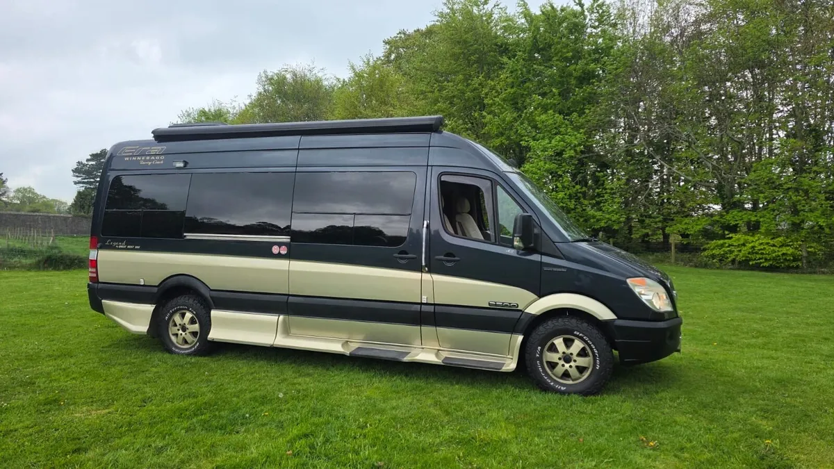 Mercedes-Benz Winnebago camper van - Image 4