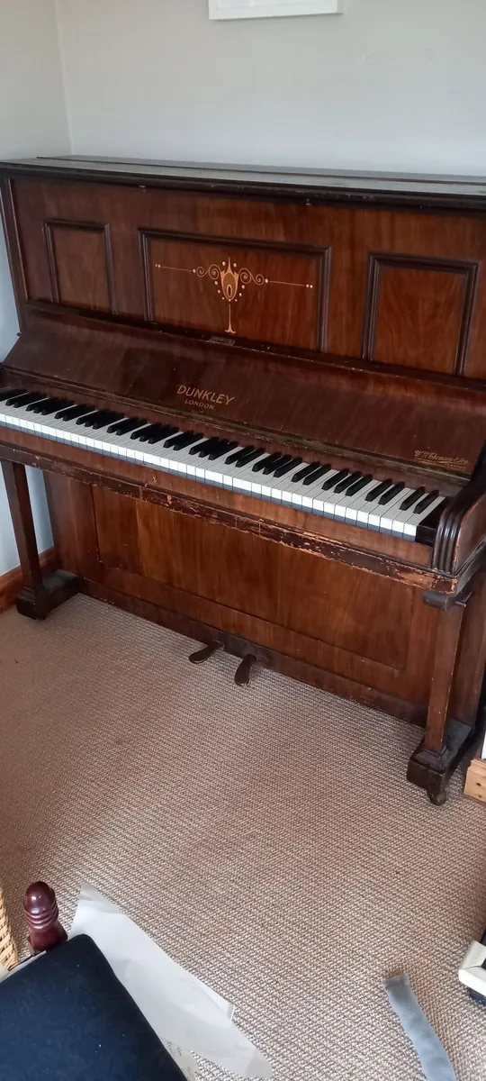Free piano