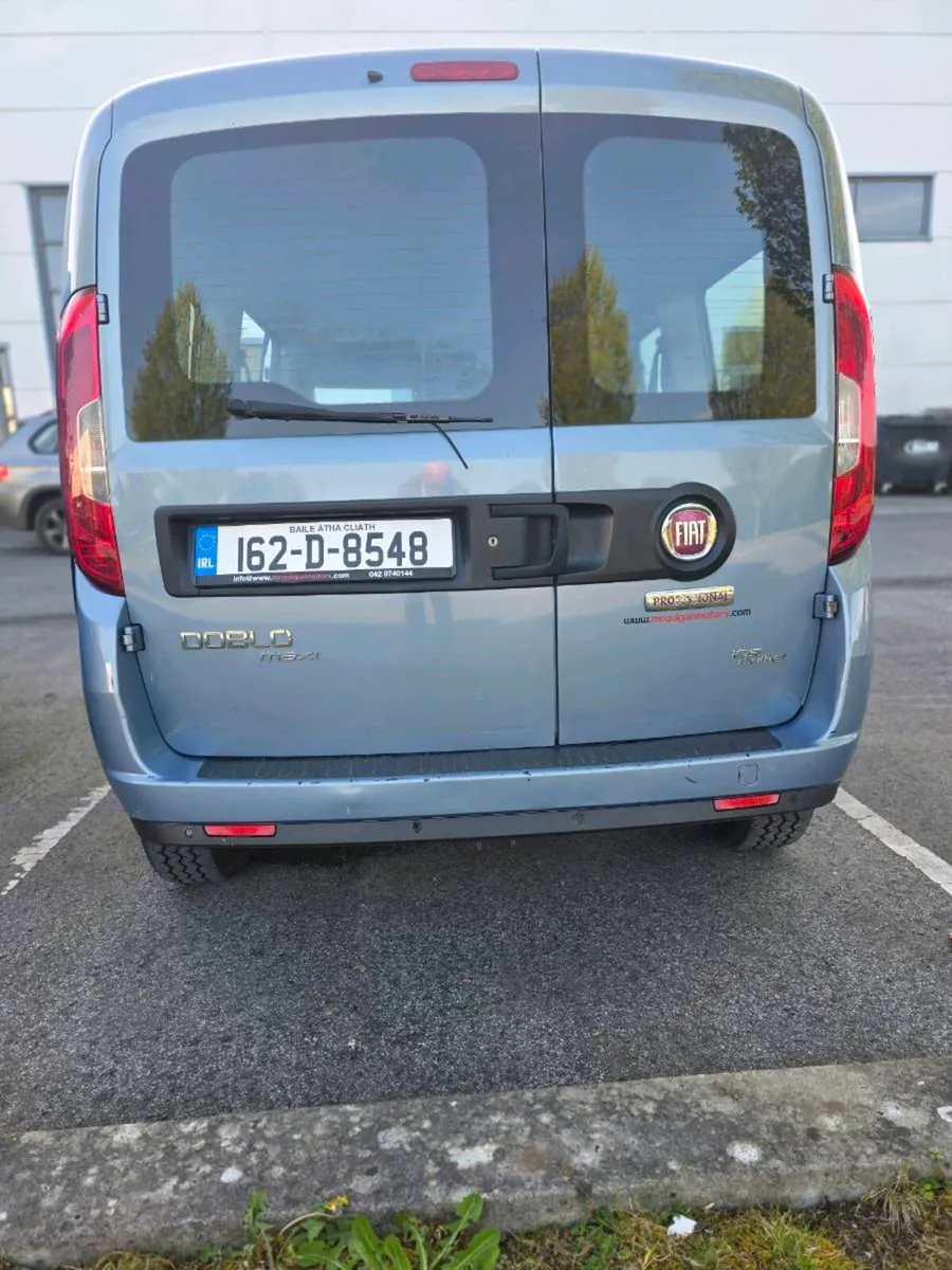 Croew Cab Van - Image 2