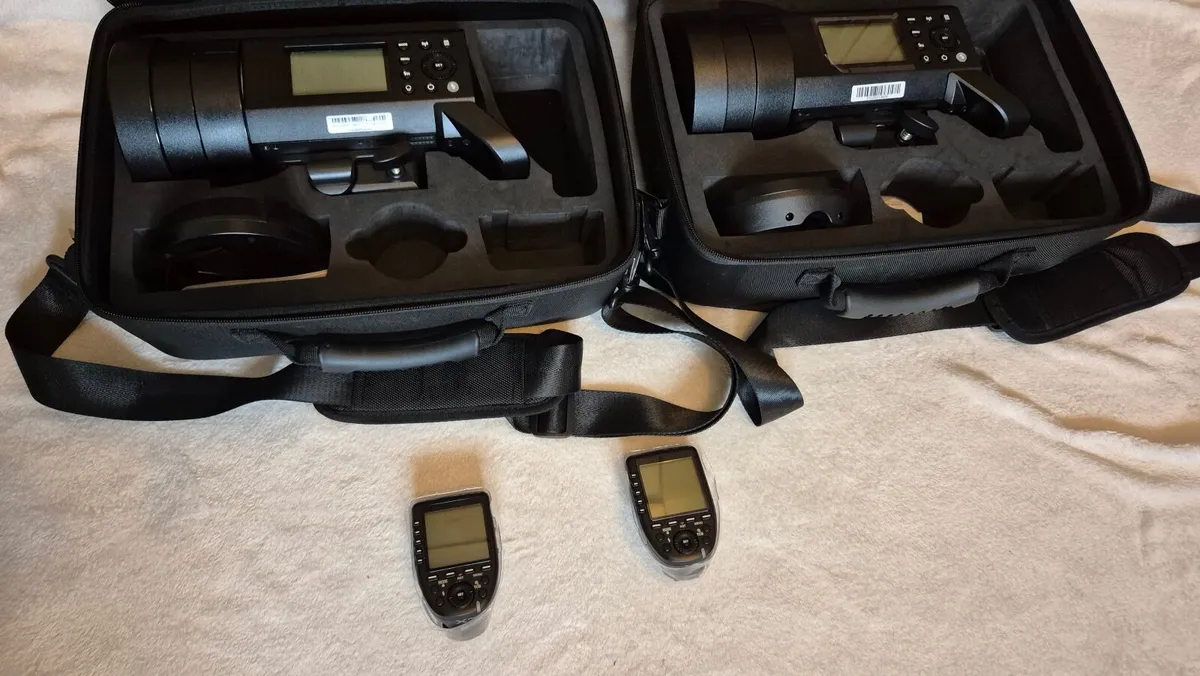Godox AD400 Pro Flash Studio Lights x2 in cases - Image 3
