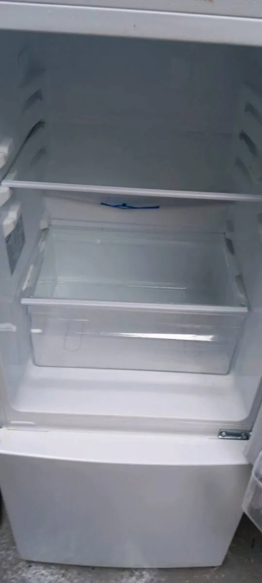 Power point fridge  freezer  as new - Image 3