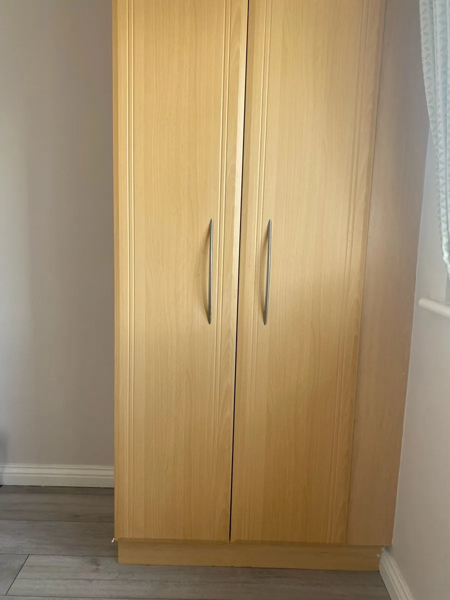 Fitted wardrobe - Image 4