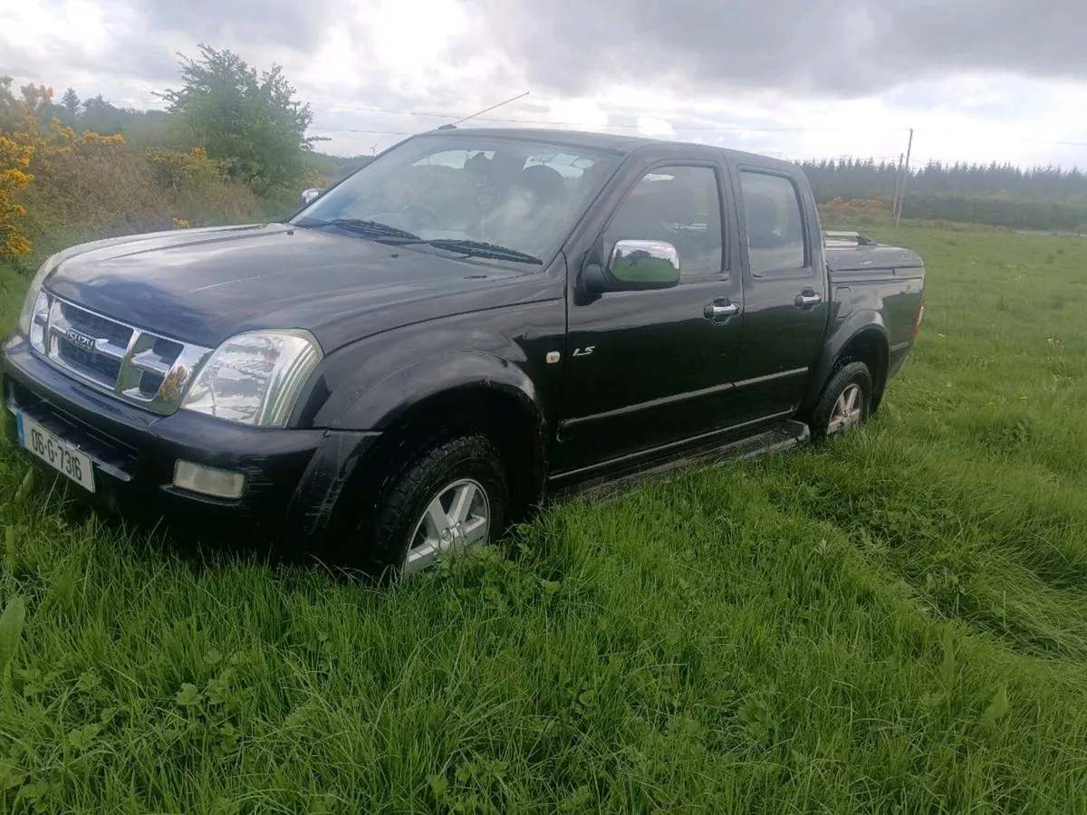 Isuzu d max 2006 new cvrt - Image 1