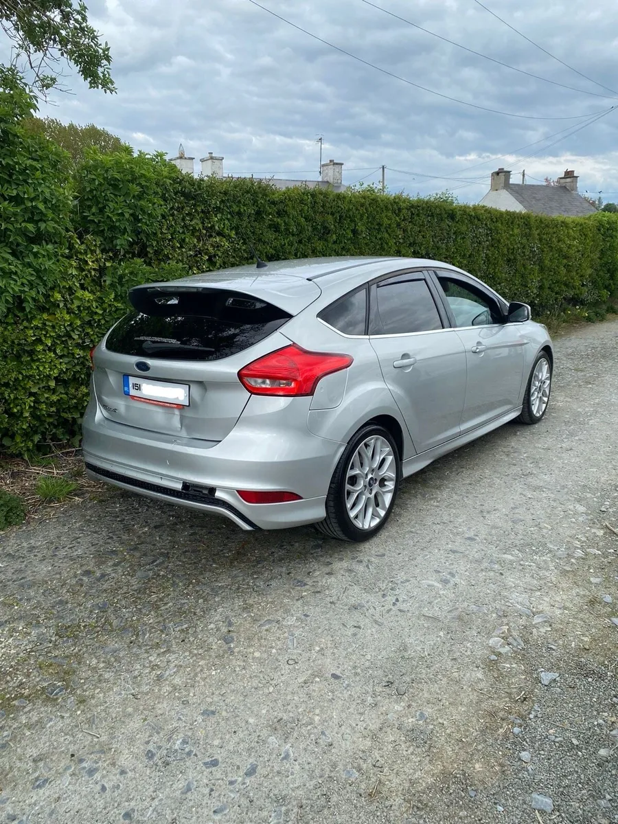 2015 Ford focus ST line - Image 2