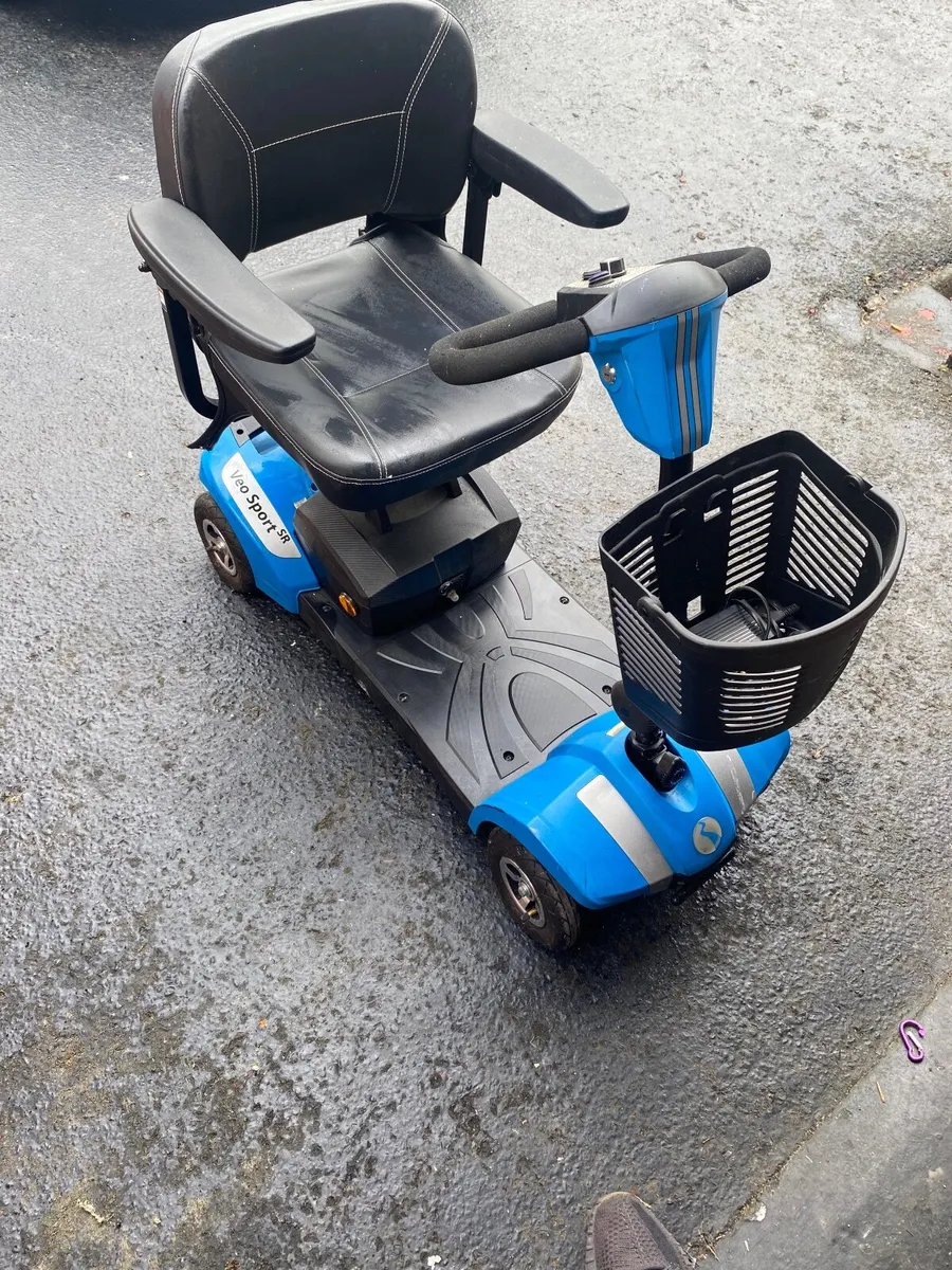 Electric mobility scooter - Image 2