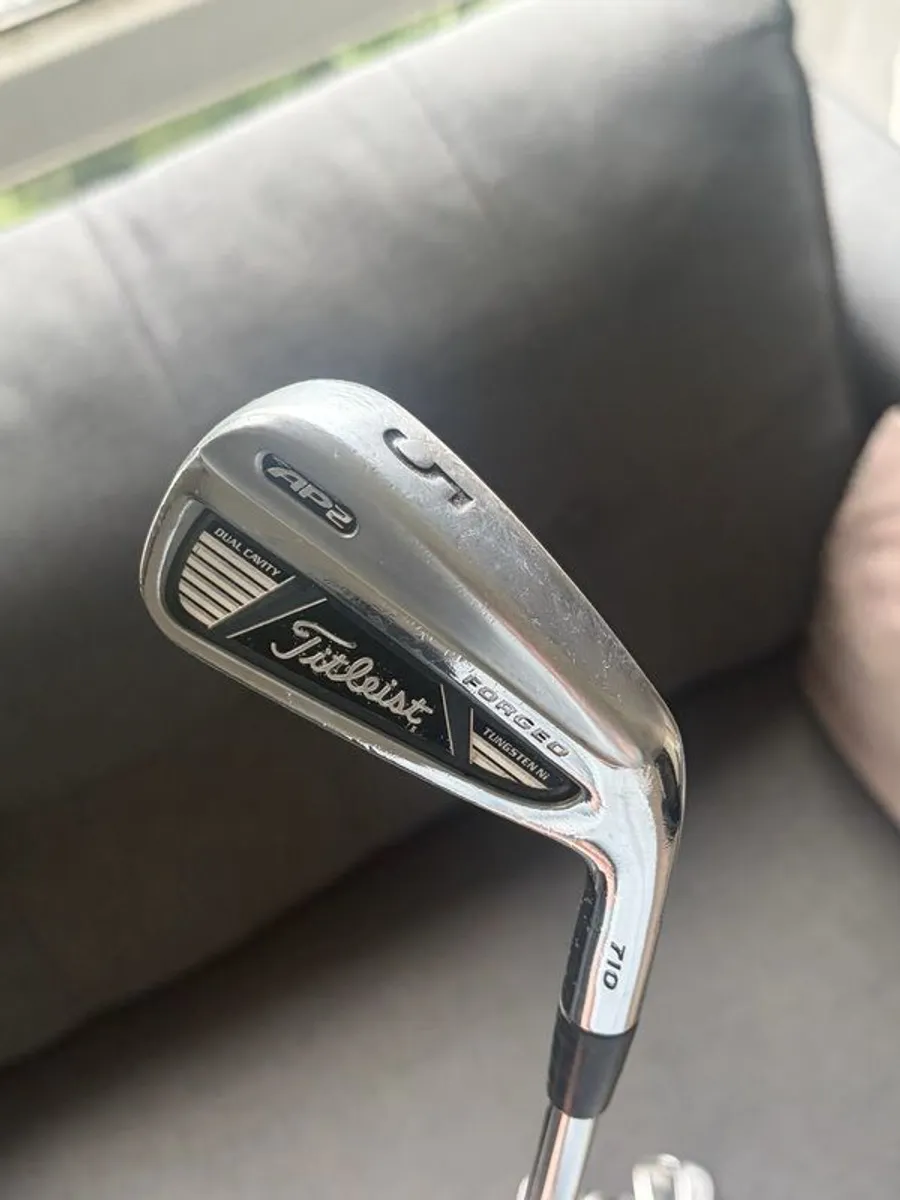 Titleist AP2 710 irons 4-PW Stiff - Image 2