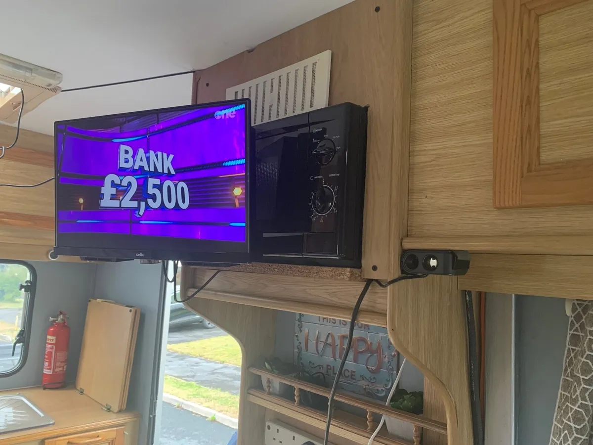 Camper Van - Image 1