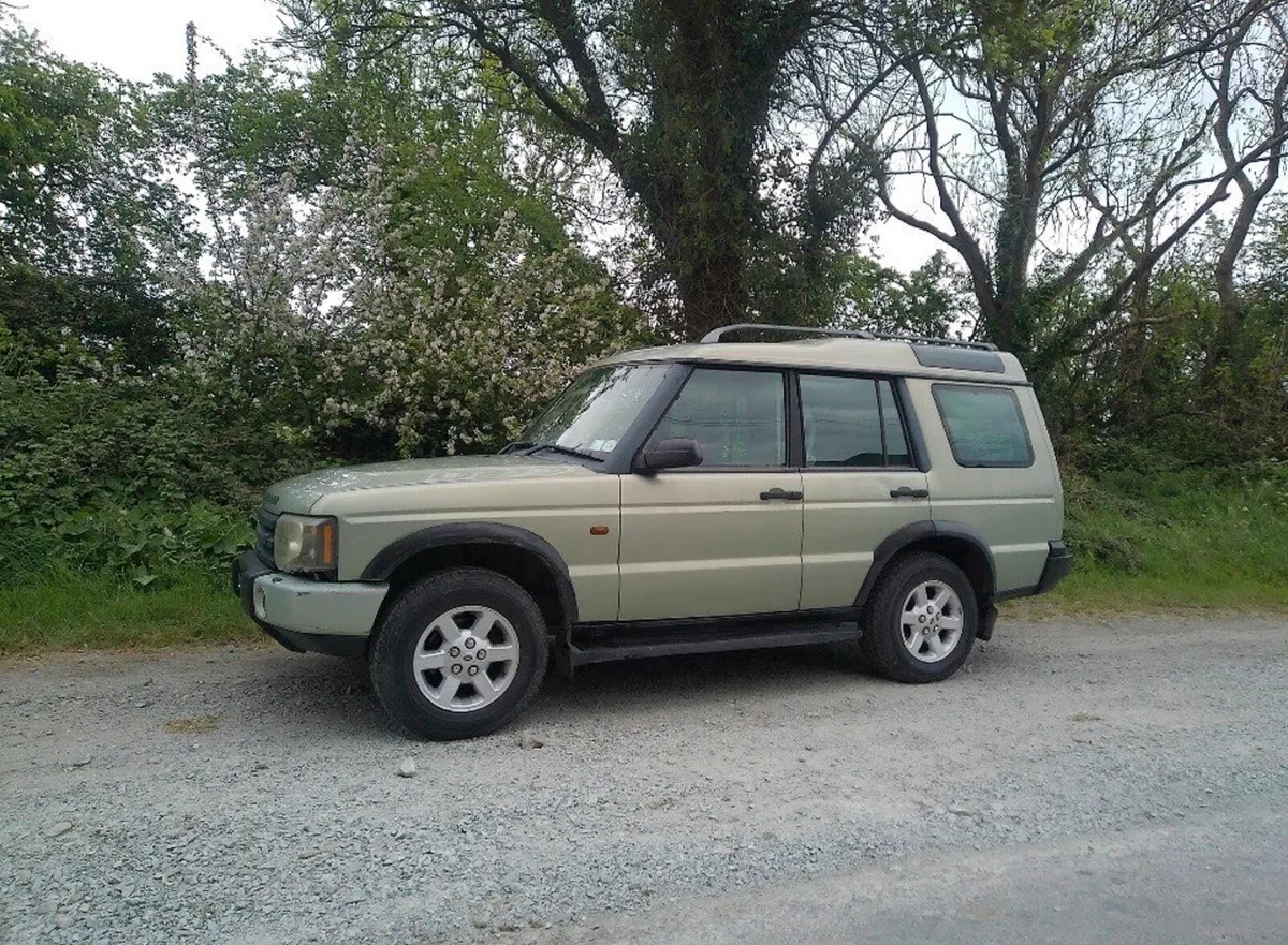 Discovery TD5 Crew cab - tax €333 - Image 1