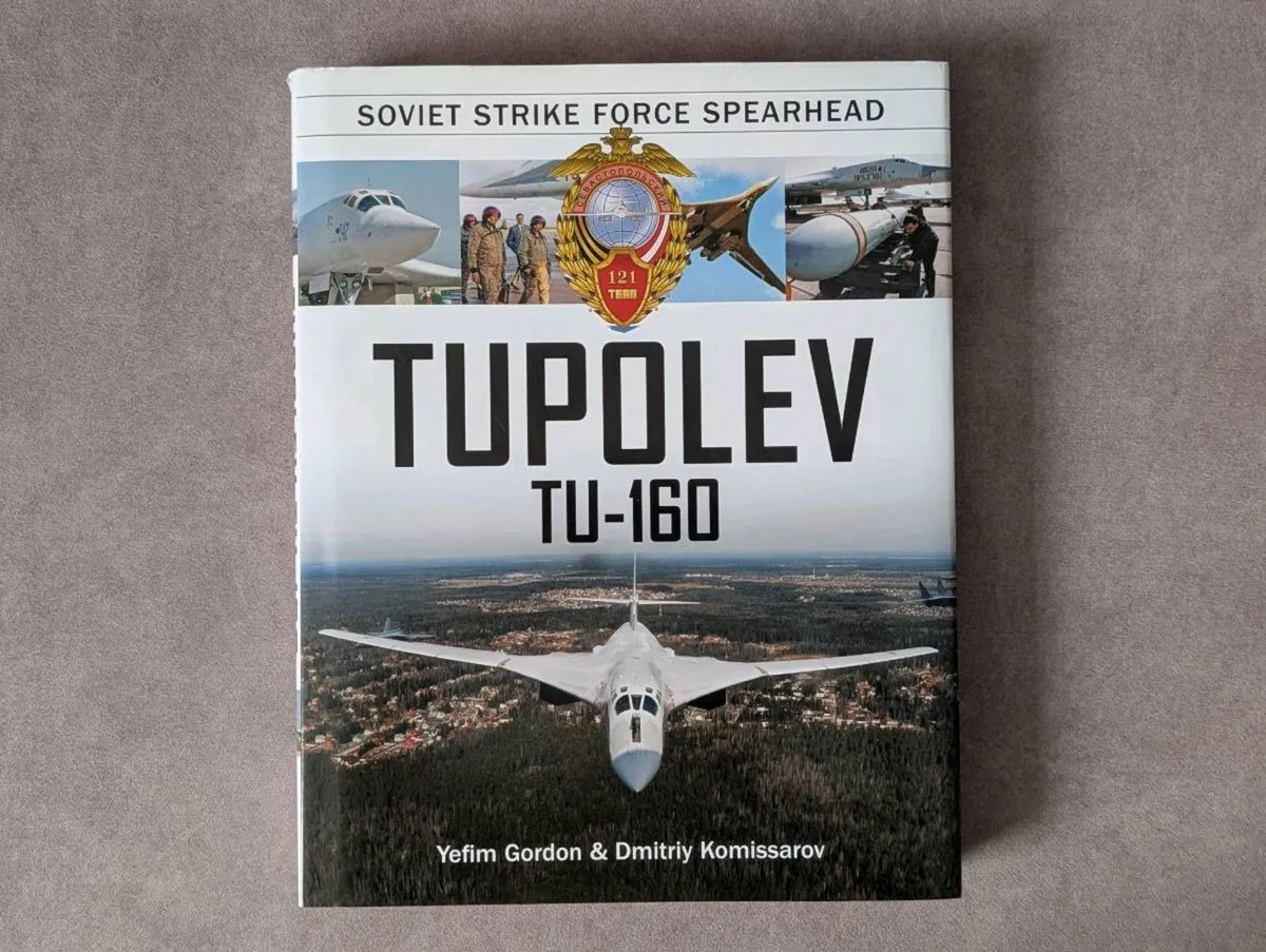 Tupolev Tu‑160: Soviet Strike Force Spearhead - Image 1