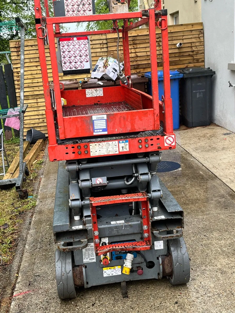 Scissors lift - Image 3