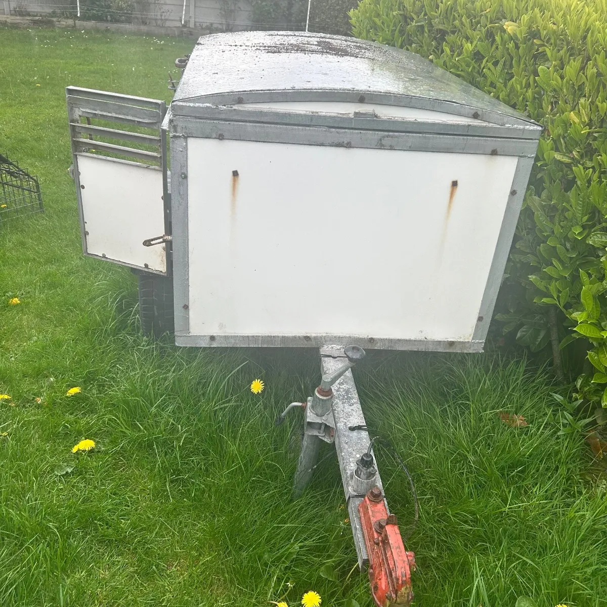 Dog Trailer - Image 1