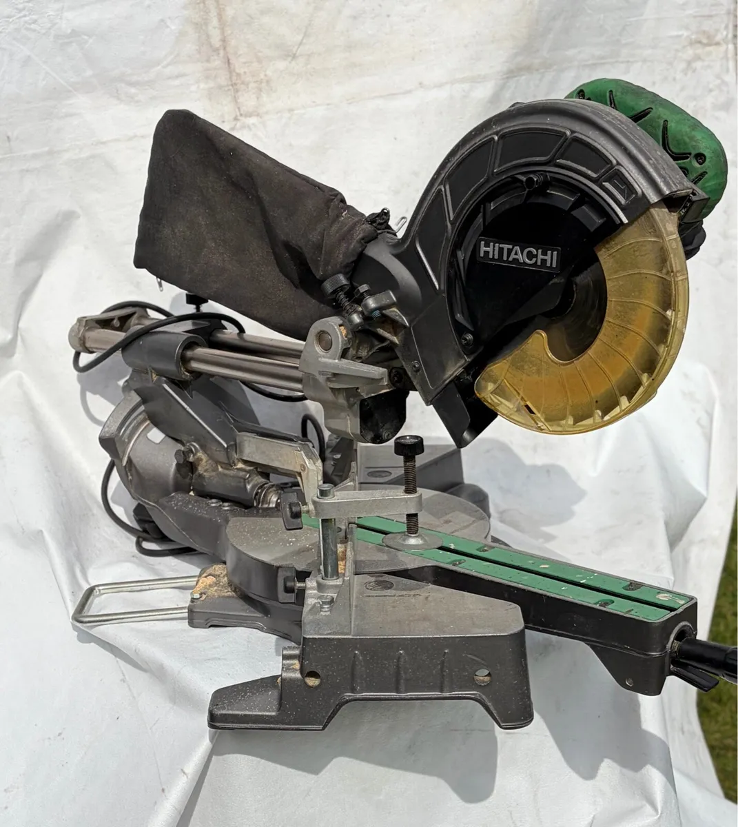 Hitachi C8FSE Compound Miter Saw - Image 1
