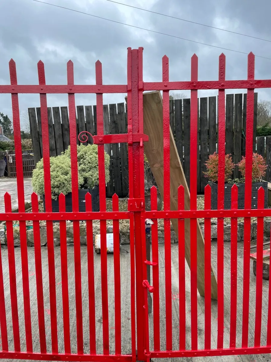 Gates - Image 4