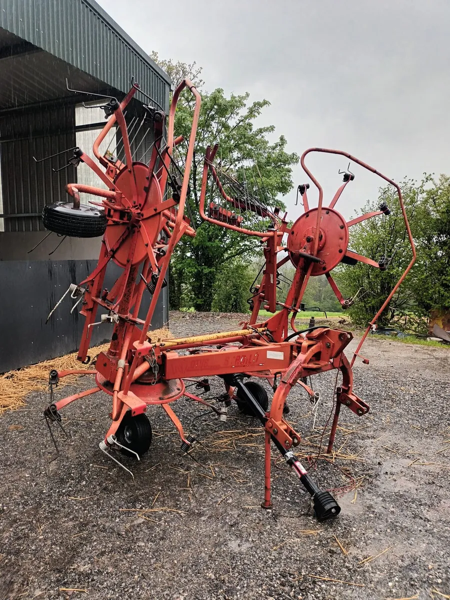Lely 600 COMBI tedder/rake - Image 3