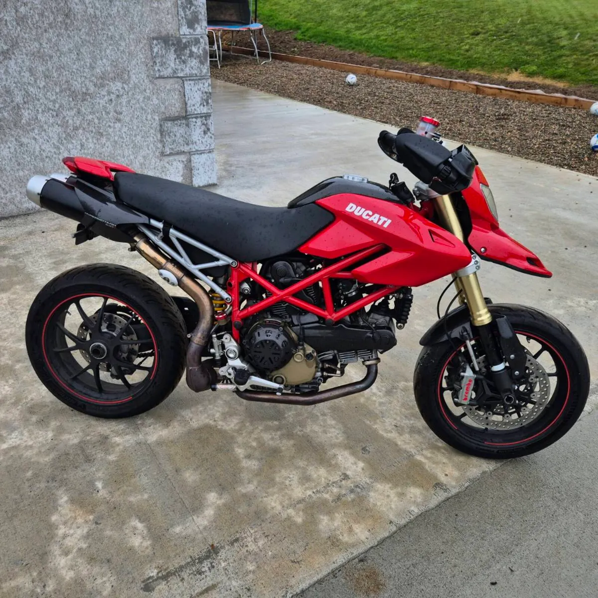 Ducati Hypermotard - Image 3