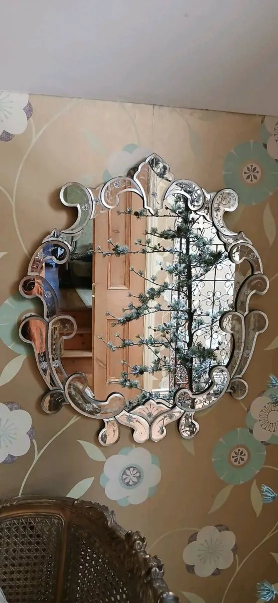 Mirror - Image 2