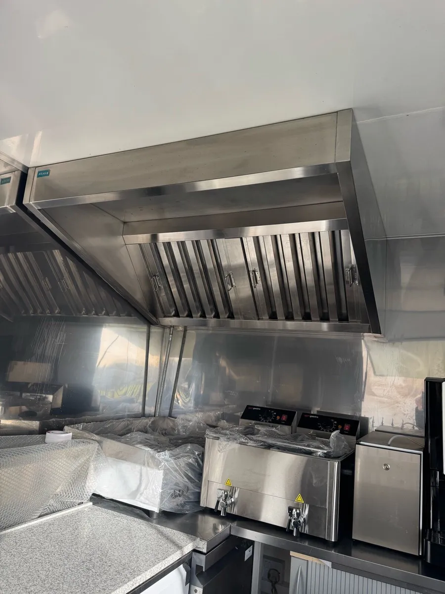 Food trailer - Image 3