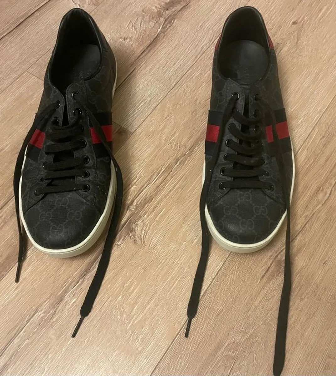 Gucci trainers - Image 1