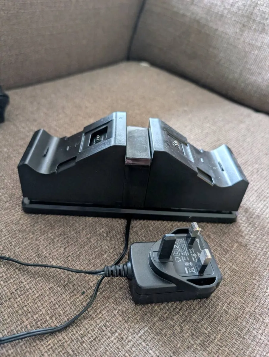 Xbox Series X 1TB, 2 wireless controllers - Image 4