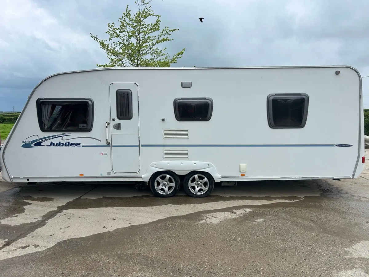 Caravan - Image 1