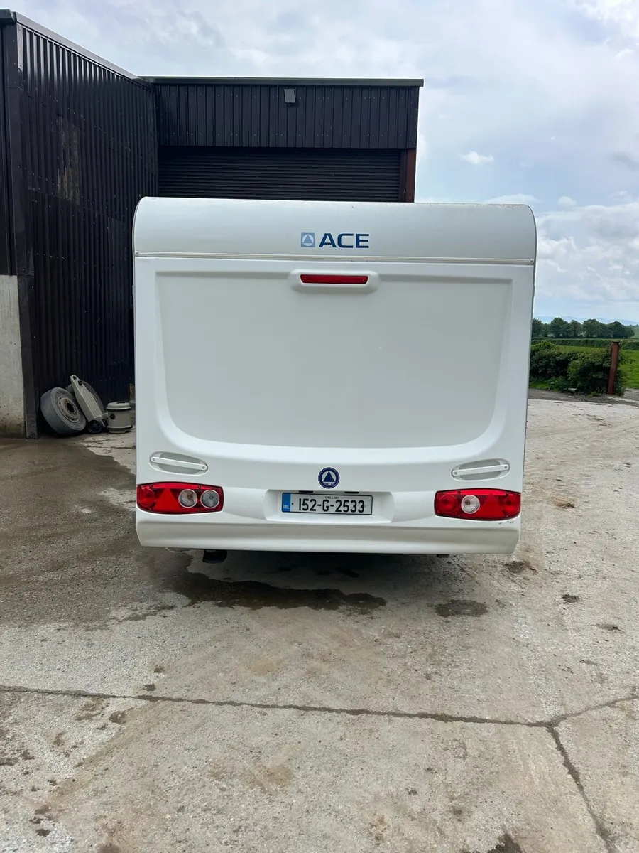 Caravan - Image 2