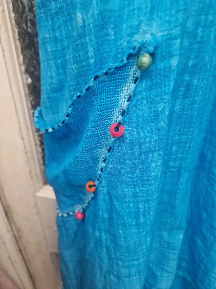 Ladies dress. - Image 3