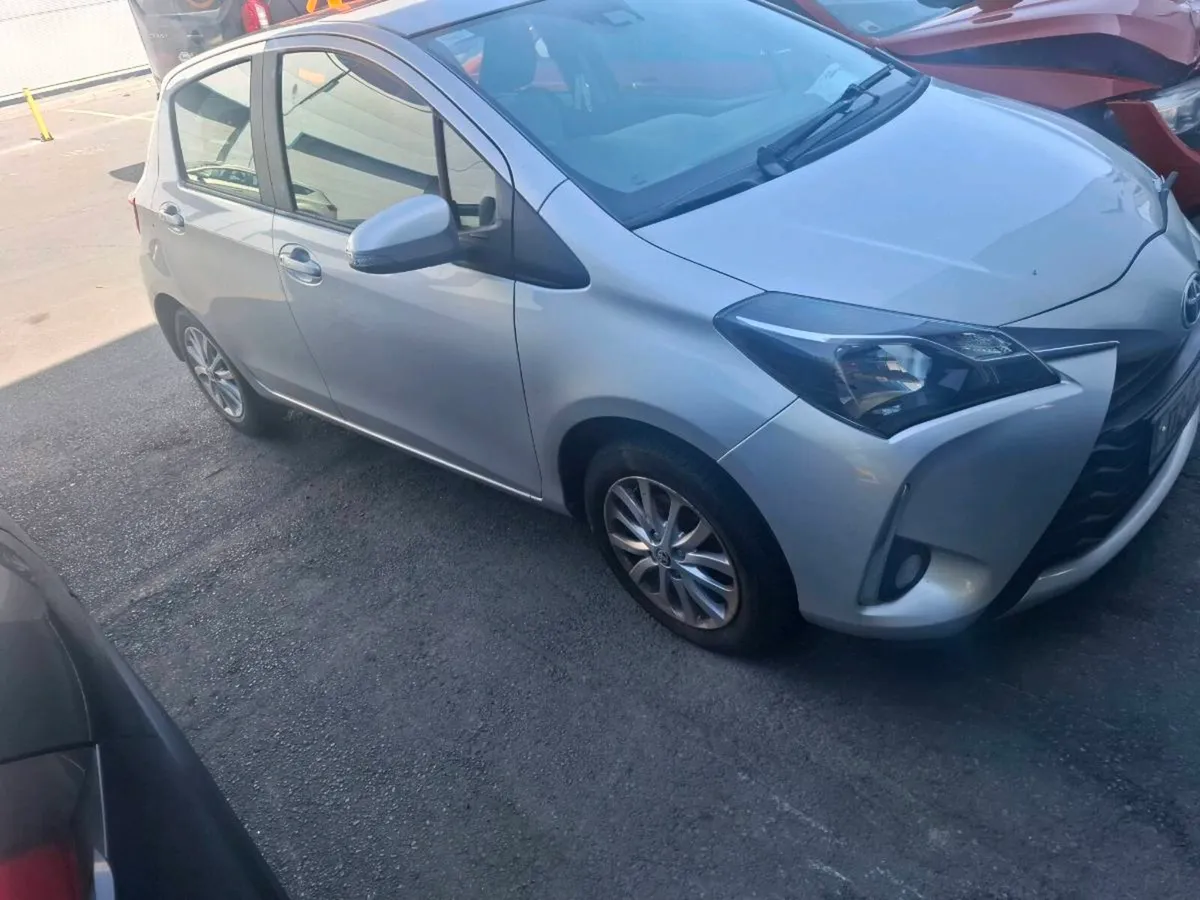 Toyota Yaris 1.0 litre petrol - Image 2