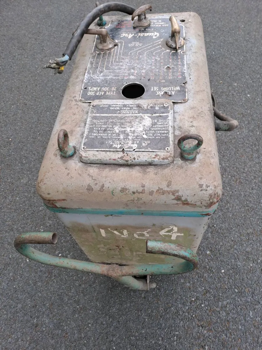 Oil cooled welder - Image 1