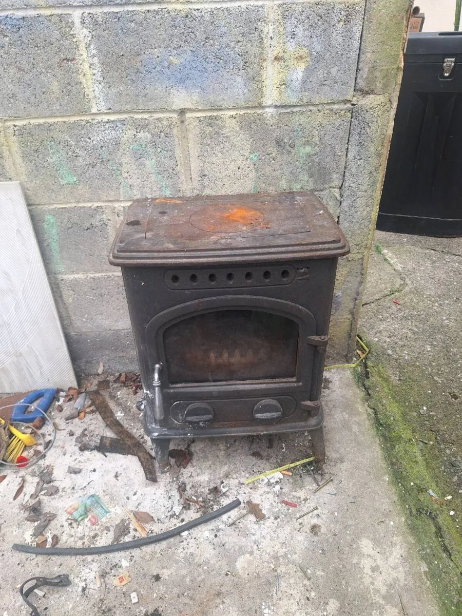 Stove - Image 1