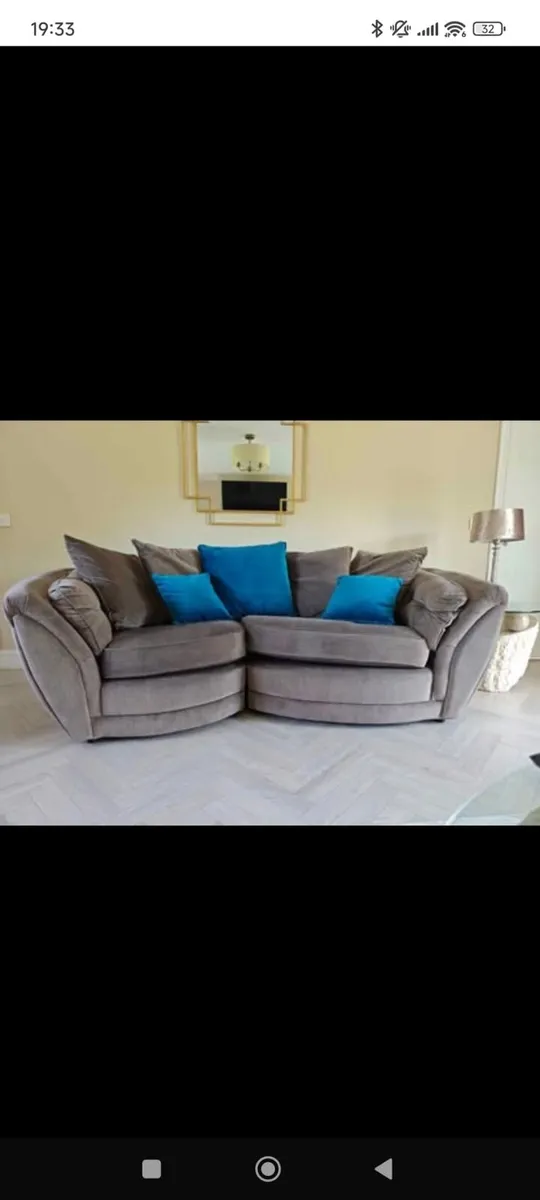 Couch snuggle with Armchair - Image 2