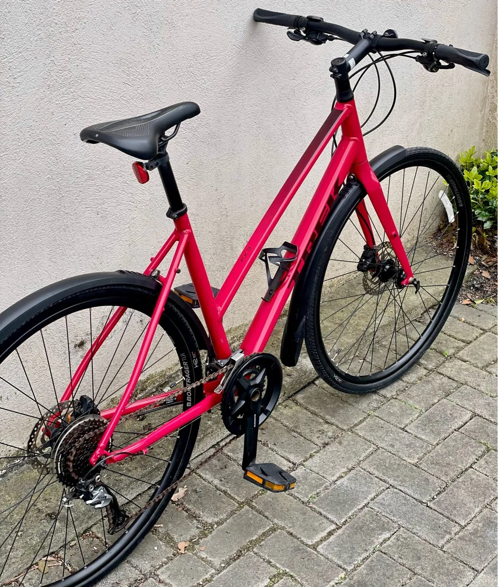 Trek FX3 hybrid bike - Size L -Excellent Condition - Image 4