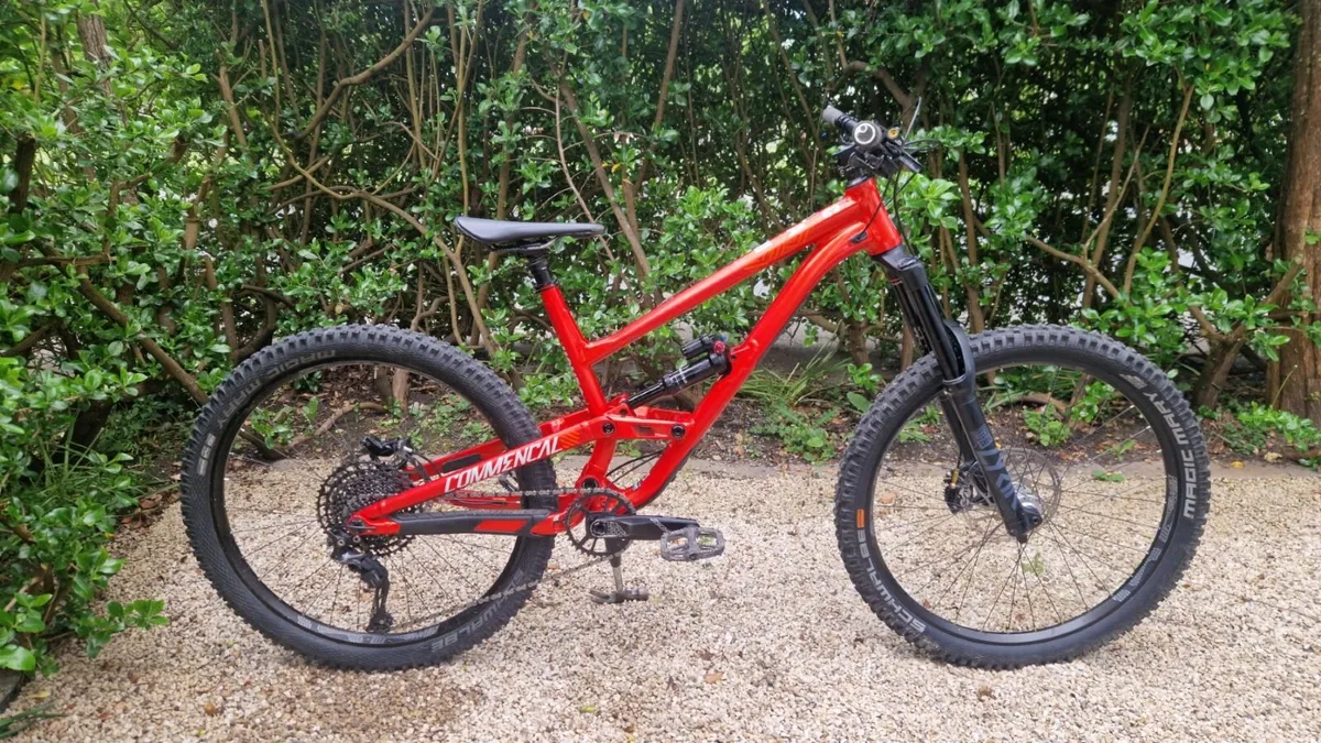 Commencal Clash Park Ride 2020 - Image 1