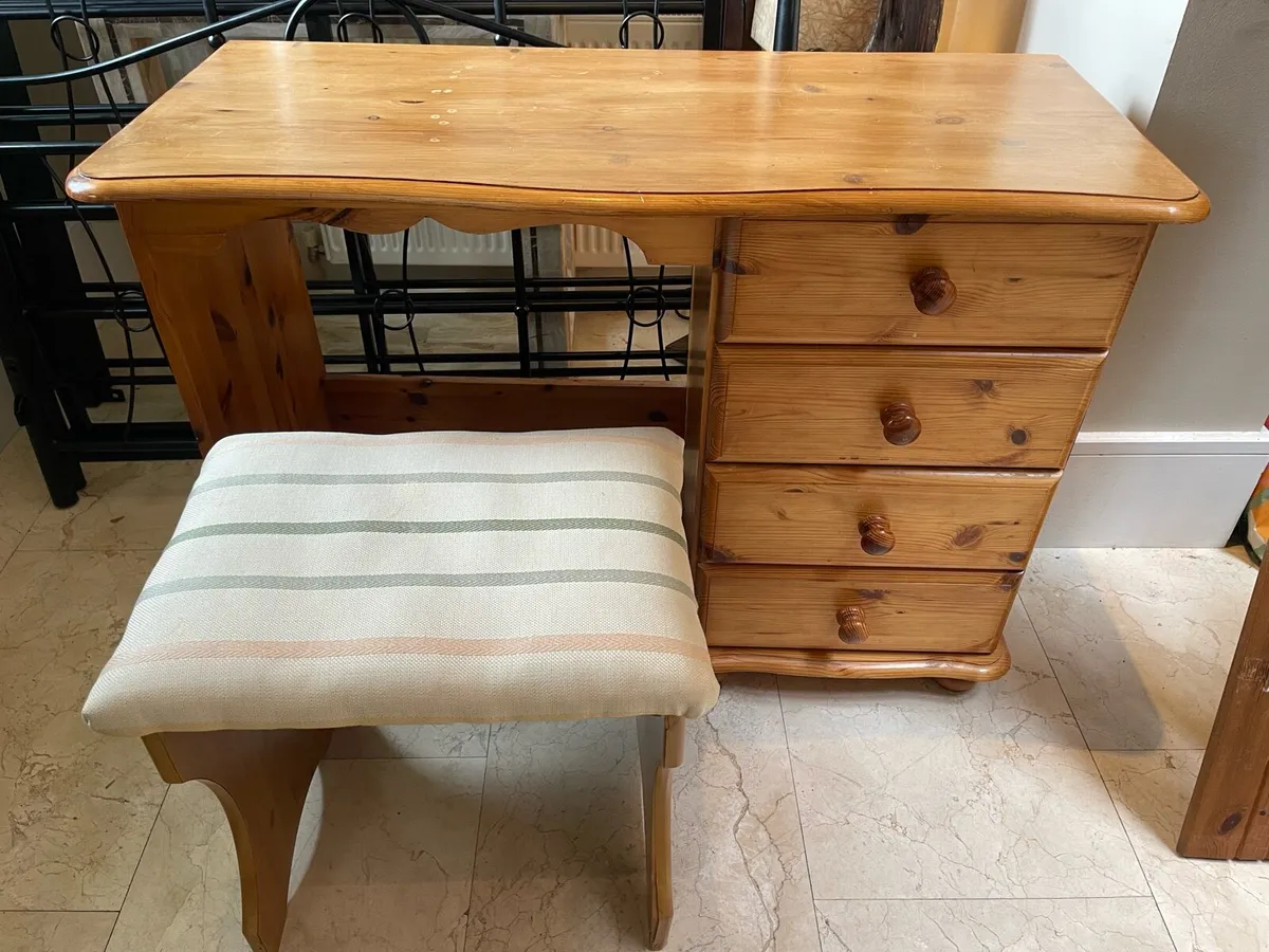 Solid Pine Dressing Table - Study Table & Stool - Image 1