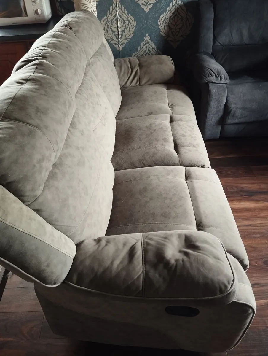 Sofa - Image 2