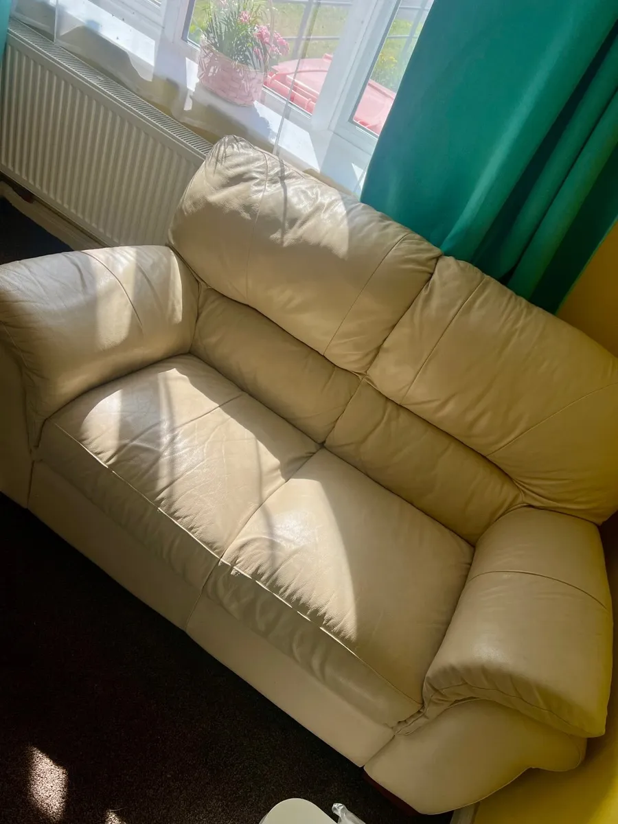 Genuine Leather 3+2 Couches - Image 1