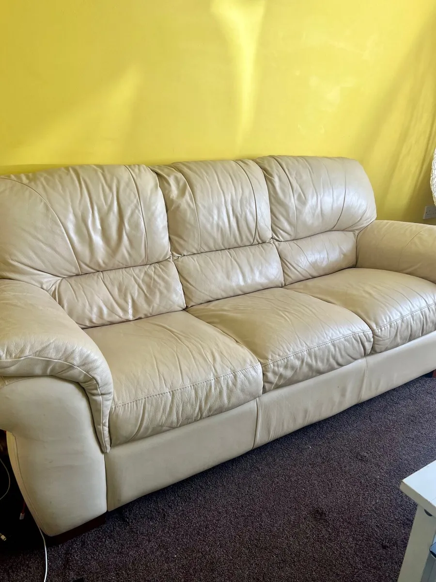 Genuine Leather 3+2 Couches - Image 3